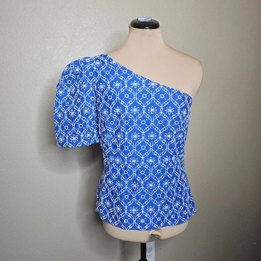Lilly Pulitzer Delilah Eyelet Top Blue White One Shoulder Puff Sleeve Size 8
